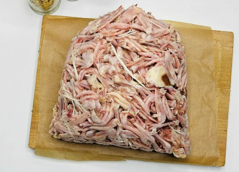 Лапки  перепелиные (попадаются перья)